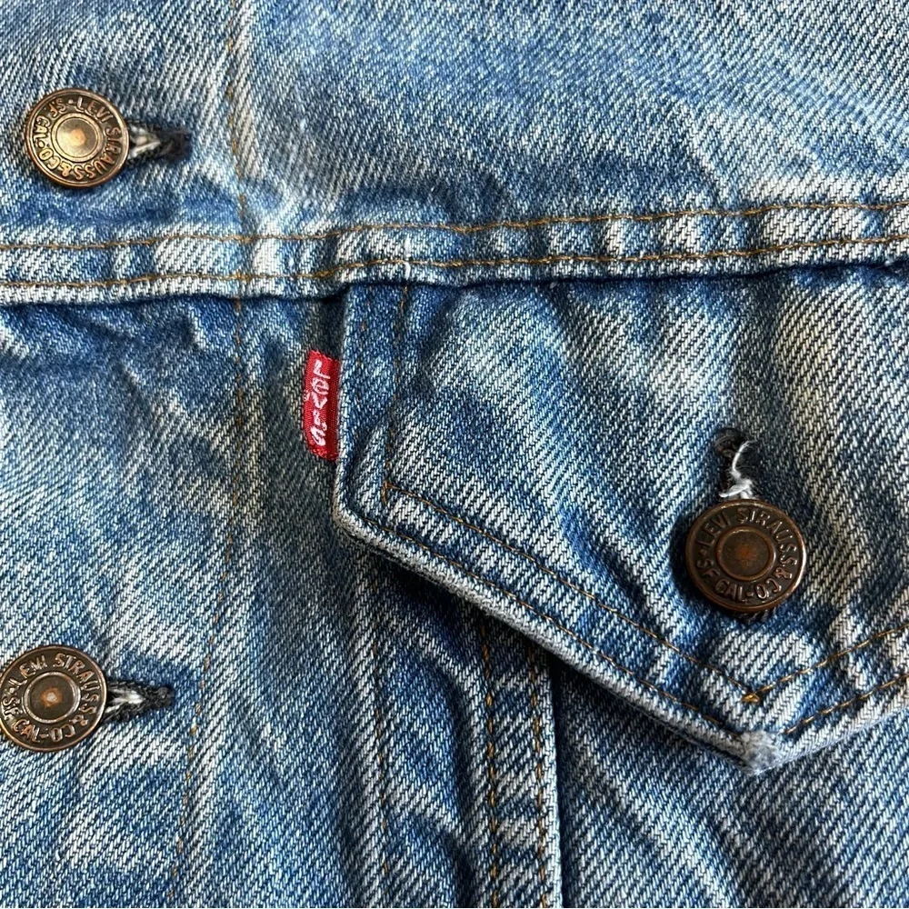 Vtg Levi's Blue Denim Type III Red Tab Trucker Chore Jacket